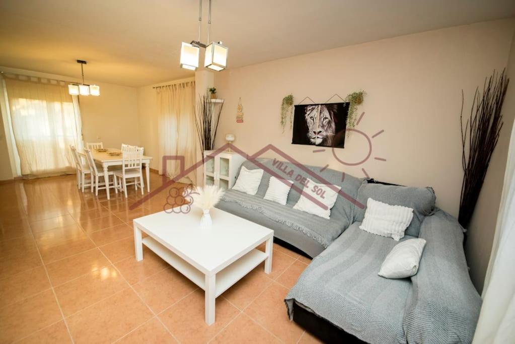 Villa Del Sol - Piscina Climatizada Mentrida Εξωτερικό φωτογραφία